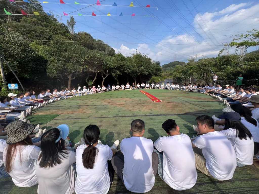 公司團建趣味運動會戶外拓展野炊燒烤九龍生態(tài)園一日游